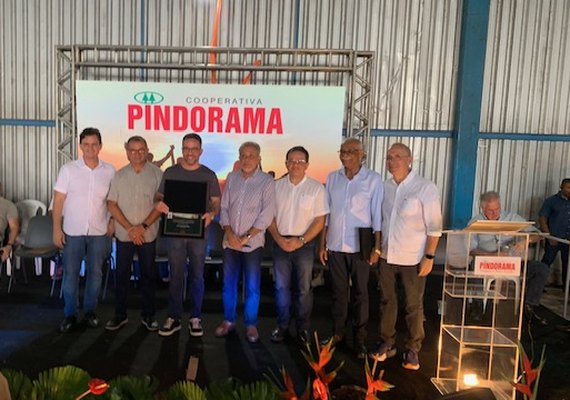 Pindorama comemora 1º de Maio com colabores e cooperados celebrando novos empreendimentos