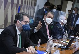 Ernesto nega falas anti-China à CPI e irrita Omar Aziz nesta terça (18)