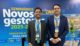 Atual e futuro prefeito de Santana do Mundaú participam juntos de evento em brasília