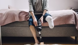 Cientistas descobrem proteína capaz de reconstruir articulações e avançam na regeneração de membros humanos