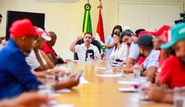 Paulo Dantas recebe e atende pautas dos movimentos sociais que invadiram sede do Incra-AL