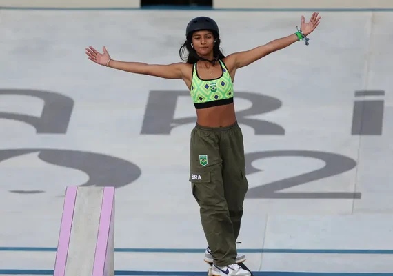 Rayssa Leal conquista medalha de bronze no skate street feminino