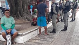 Morador de rua é esfaqueado após briga no Centro de Arapiraca﻿ ﻿