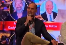 Eduardo Bolsonaro define 'Dark Horse' como ''pesadelo para a esquerda''