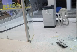 Idoso com indícios de transtorno mental invade agência bancária no centro de Arapiraca