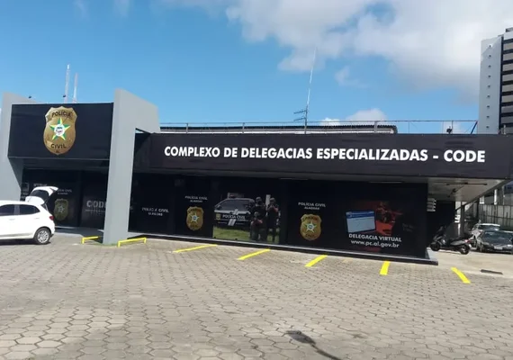 Furto de transformador deixa complexo de delegacias no escuro e paralisa serviços