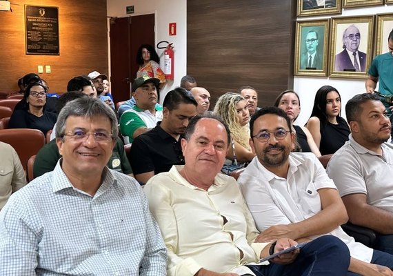 Coopaiba debate papel do cooperativismo nas eleições durante encontro em Maceió
