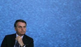 Bolsonaro diz que não pretende acabar com estabilidade de servidor