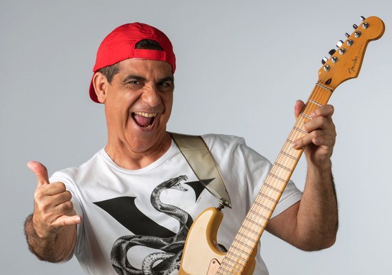 Durval Lelys vai abrir o Verão Massayó com show na orla; saiba mais