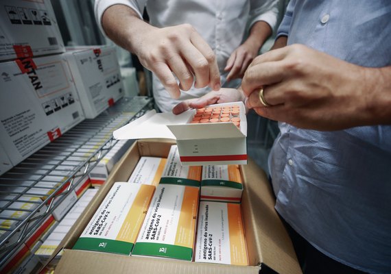 Sesau alerta: 14% dos idosos ainda não tomaram 2ª dose da vacina