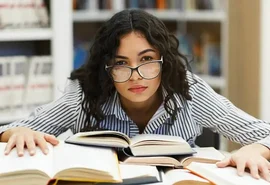 Estudar menos horas pode melhorar aprendizado, diz especialista