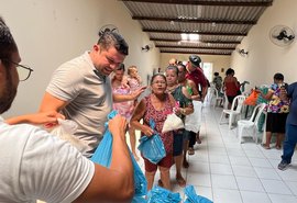 Vereador Allan Pierre entrega mais de 3 toneladas de peixes para famílias de comunidades carentes em Maceió