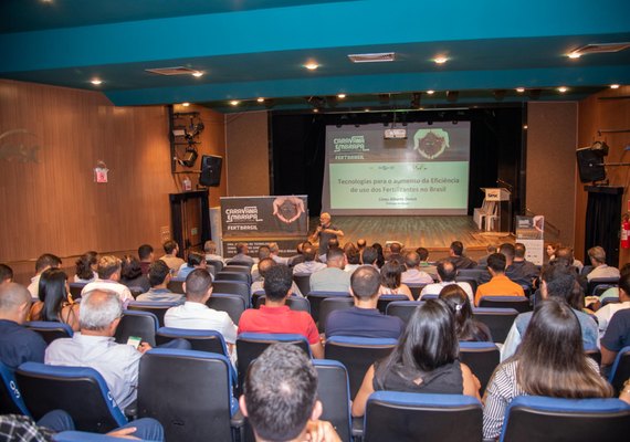 Caravana Embrapa FertBrasil apresenta novas tecnologias agrícolas em Alagoas