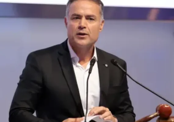 Renan Filho repudia falas machistas do ex-vice-prefeito Cleber Malta