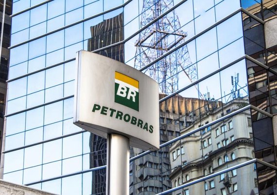 Novo reajuste nos preços da gasolina e do gás de cozinha é anunciado pela Petrobras