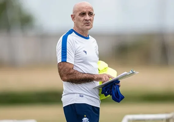 Itamar Schülle analisa eliminação do CSA e fala sobre elenco reduzido