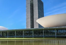 Câmara avança em proposta que derruba norma sobre aborto legal de meninas vítimas de estupro