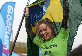 Surfe stand-up paddle garante medalhas de ouro e prata