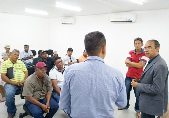 Convívio Social orienta ambulantes sobre ordenamento