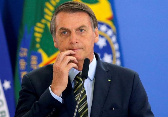 Bolsonaro concede indulto de Natal a policiais condenados