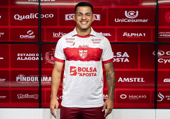 CRB apresenta atacante Saymom como aposta para a sequência da Série B
