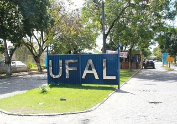 Ufal lança editais para concurso de professor efetivo com salários de até R$ 9.616; confira vagas