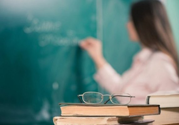 IGPS informa regularização do pagamento aos professores em Penedo
