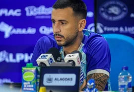 Camacho reafirma foco no CSA e descarta sondagem do rival CRB