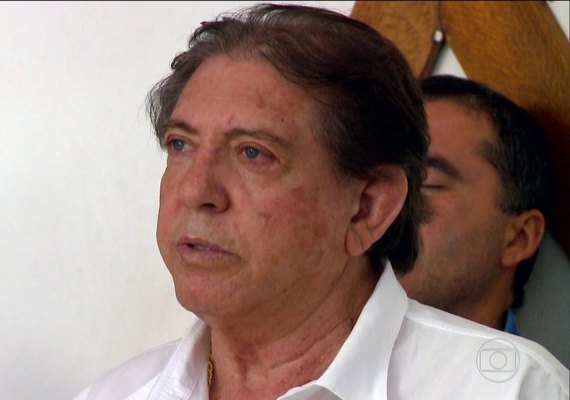 João de Deus se entrega à polícia após ter prisão decretada