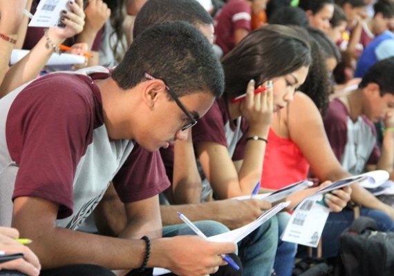 Escolas estaduais intensificam preparativos para o Enem