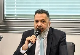 Moraes revoga uso de tornozeleira para ex-prefeito de Belford Roxo