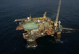Petrobras quase dobra lucro no 2º trimestre de 2026 em meio a tensões