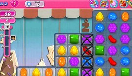 Homem tem tendão da mão lesionado de tanto jogar Candy Crush