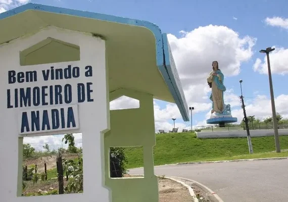 Corpo em decomposição é encontrado dentro de residência em Limoeiro de Anadia