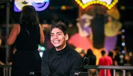Ex-aluno participa da Literativa com livro que aborda inclusão e superação
