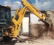 Casas em risco são demolidas no Farol; Maceió soma 13 em 2026