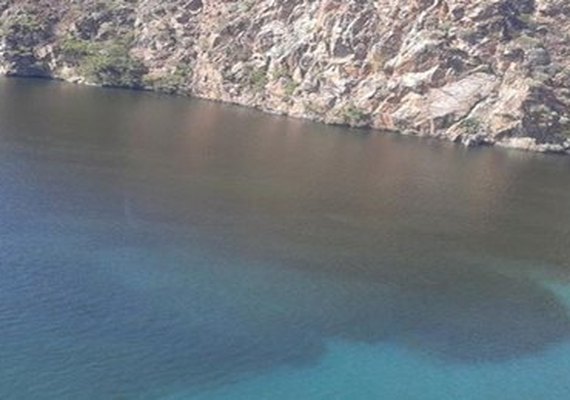 Casal detecta alteração na água bruta do lago de Xingó