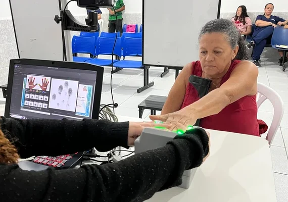 Alagoas bate recorde na emissão da nova Carteira de Identidade Nacional