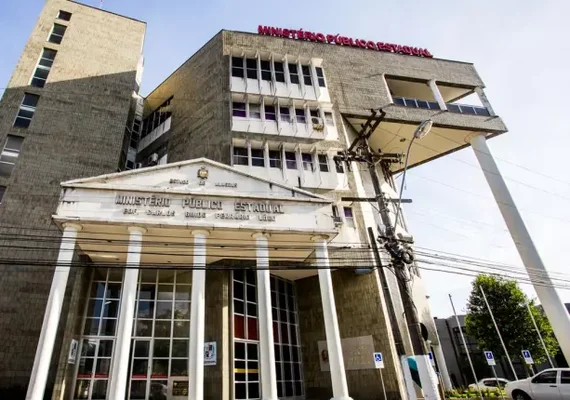MPAL apura PSS da Educação, acúmulo de cargos e contas em Maceió