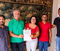 Collor garante fortalecimento e ampliação do Programa do Leite em Alagoas