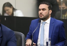Em sessão, deputado repudia ação truculenta de prefeito de Igaci