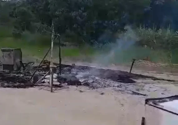 Criminoso incendeia circo em Passo de Camaragibe