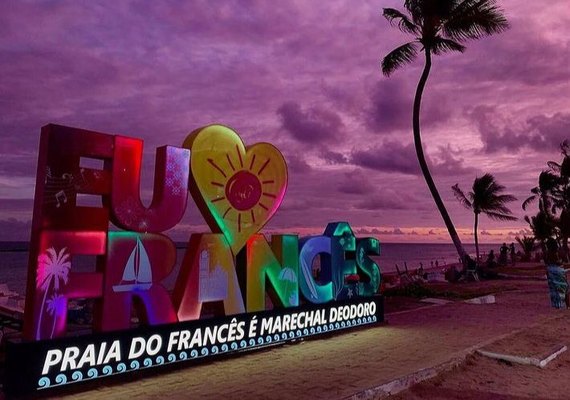 Ainda existe dúvida? Praia do Francês é Marechal Deodoro