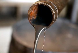 Pré-sal produzirá 7,7 bilhões de barris de óleo em partilha até 2032