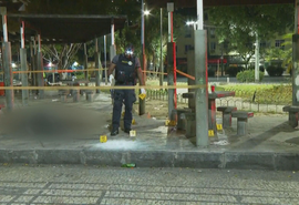 Ataque a tiros deixa quatro mortos em praça no Rio de Janeiro