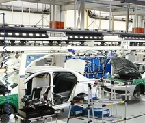 Indústria nacional avança 0,9% em fevereiro