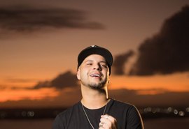 Pontos turísticos de Maceió são cenários para novo clipe do cantor JPê