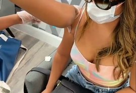 Blogueira alagoana vai para os EUA para conseguir ser vacinada contra covid