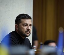 Zelensky intensifica apelos por apoio internacional após avanço russo na Ucrânia