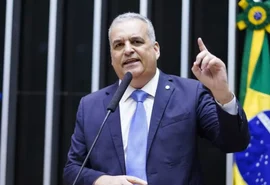 Oposição pode lançar Gaspar ao governo, com Lira e Davi ao Senado